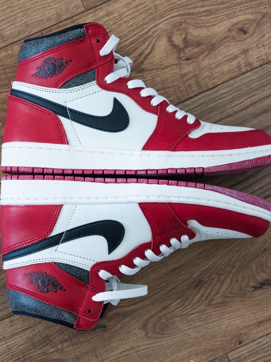 Jordan 1 Chicago Lost & Found Reimagined - Men\'s Size 8.5 main image 8